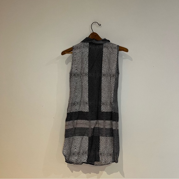 Marciano by Guess Los Angeles black and White print animal dress - Picture 3 of 9
